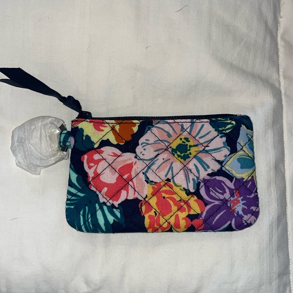 Vera Bradley ZIP ID Case NWT floral Navy zipper 🌸🌺🌼